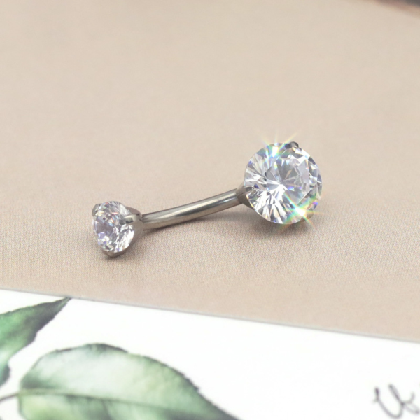 Daweys G23 Titanium Alloy Navel Stud with White Crystal and Zirconia Material, a stylish choice for piercing accessories - Image 3