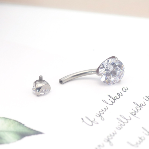 Daweys G23 Titanium Alloy Navel Stud with White Crystal and Zirconia Material, a stylish choice for piercing accessories - Image 4