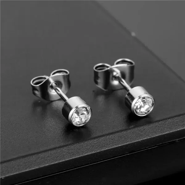 Daweys DSES009 Titanium Butterfly Clip Cylindrical Zircon Stud Earrings Hypoallergenic Piercing Pin Jewelry - Immagine 4